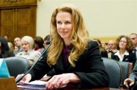 Nicole Kidman tambien hace labores sociales como embajadora de buena voluntad a favor de las causas de la mujer.